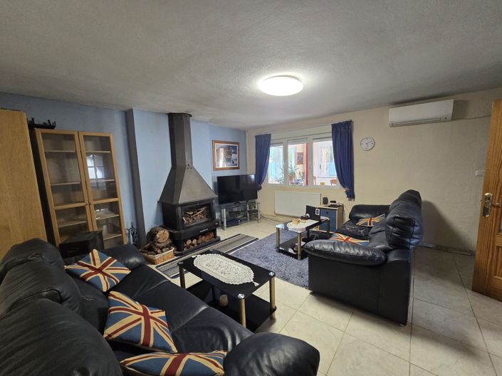 Image No.17-5 Bed Villa for sale
