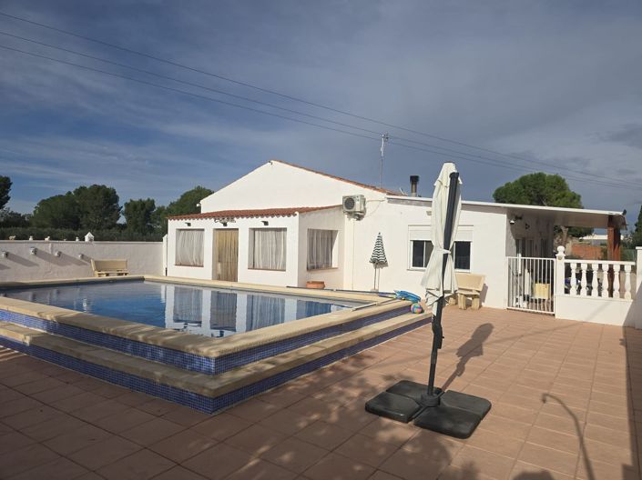 Image No.3-5 Bed Villa for sale