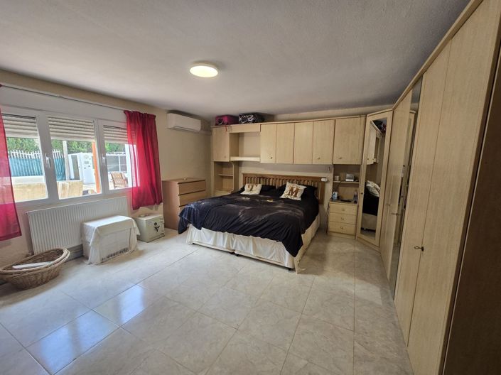 Image No.28-5 Bed Villa for sale