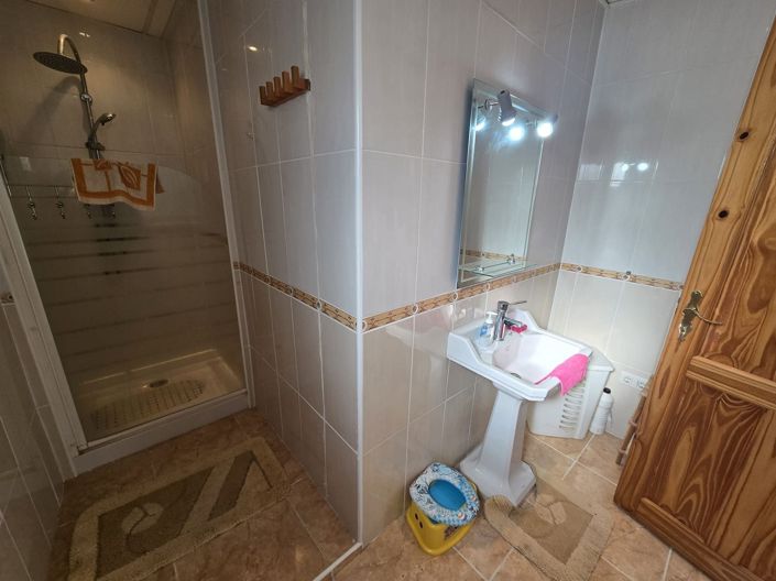 Image No.47-5 Bed Villa for sale