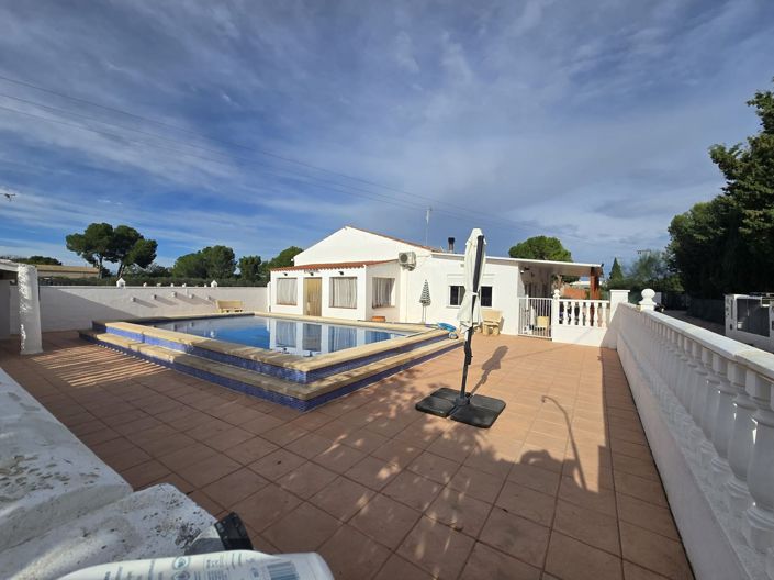 Image No.7-5 Bed Villa for sale