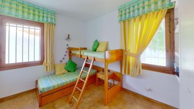 6-Calle-de-las-Islas-Annobon-Bedroom-3-