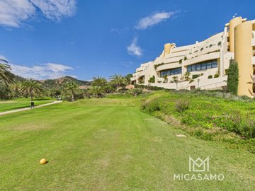 9415frontlinegolfapartmentinlasterrazasdelcot
