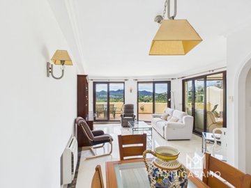 9415frontlinegolfapartmentinlasterrazasdelcot