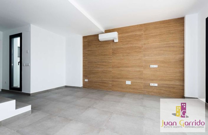 Image No.10-3 Bed Duplex for sale