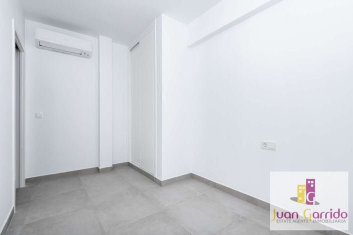 Image No.13-3 Bed Duplex for sale