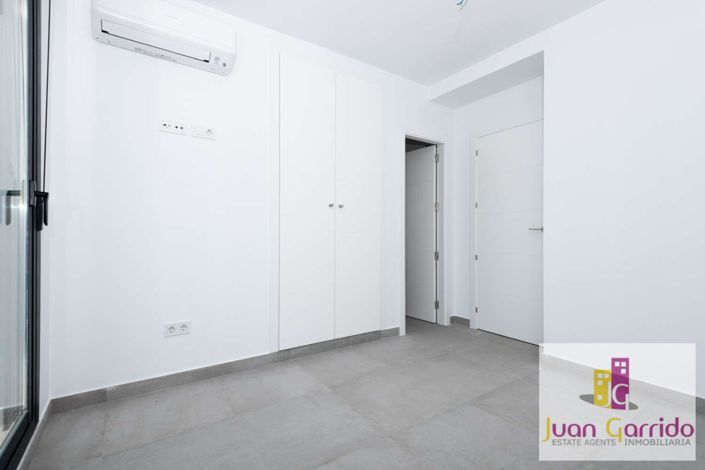 Image No.17-3 Bed Duplex for sale