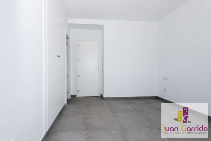 Image No.19-3 Bed Duplex for sale