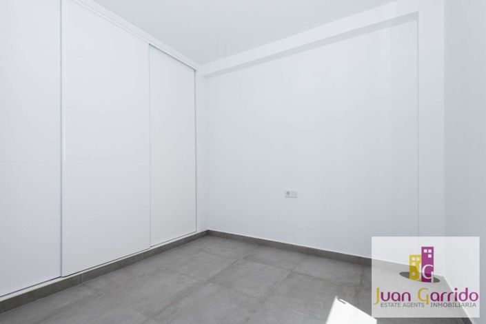 Image No.20-3 Bed Duplex for sale