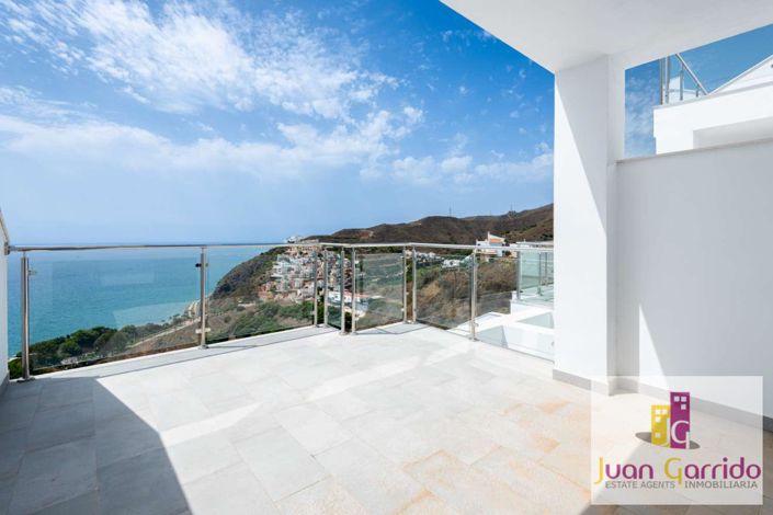 Image No.4-3 Bed Duplex for sale