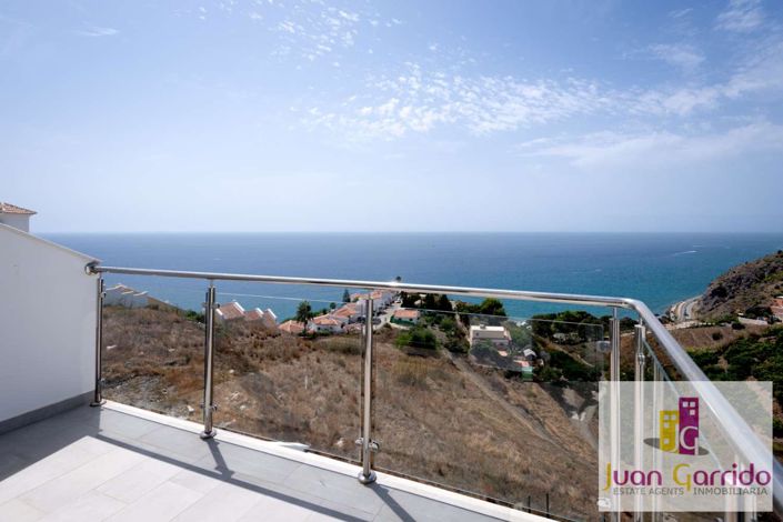 Image No.5-3 Bed Duplex for sale