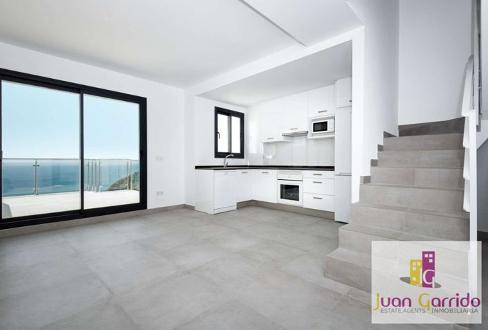 Image No.7-3 Bed Duplex for sale