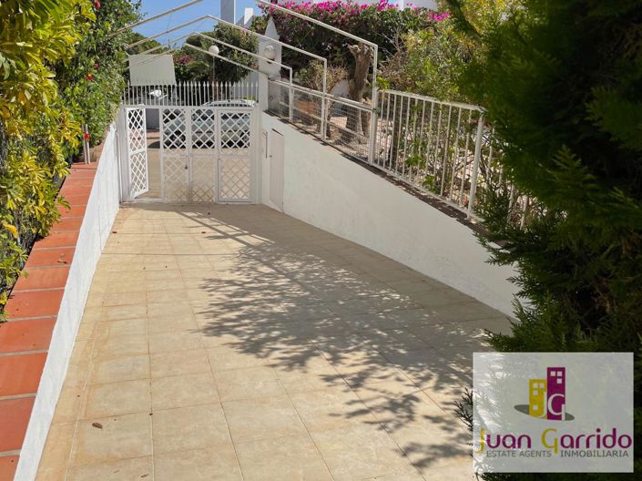 Image No.28-4 Bed Villa for sale