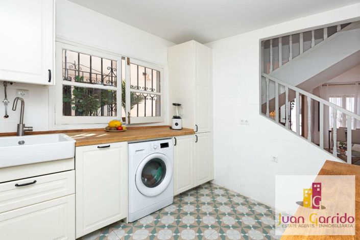 Image No.9-2 Bed Property for sale