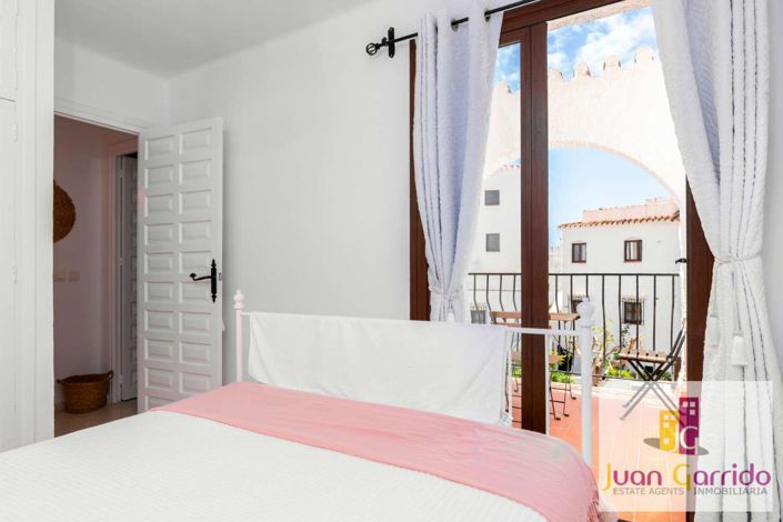 Image No.13-2 Bed Property for sale