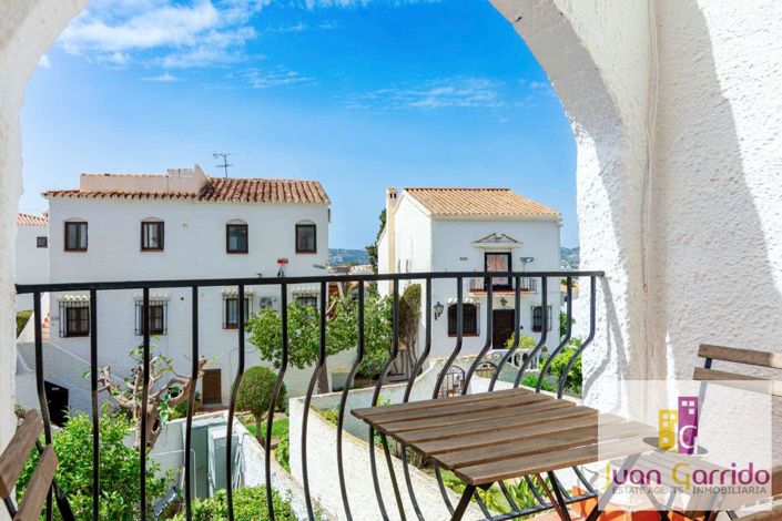 Image No.14-2 Bed Property for sale