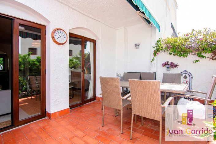 Image No.3-2 Bed Property for sale