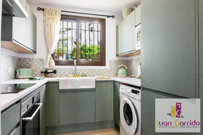 Image No.7-2 Bed Property for sale