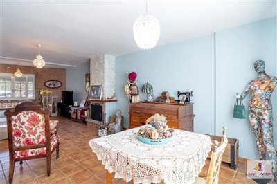 property157962844
