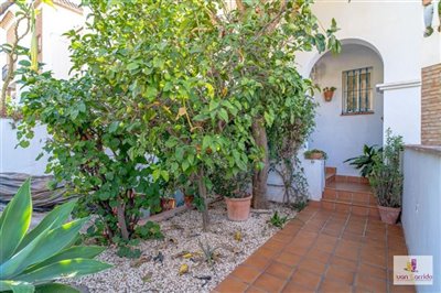 property157962918