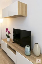 property184690779