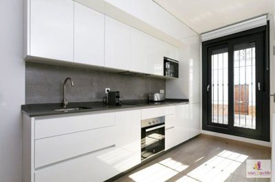 property184690411