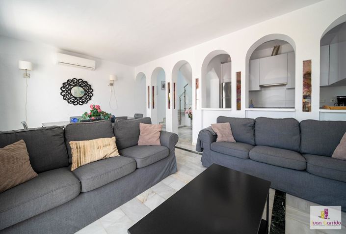 Image No.9-3 Bed Property for sale