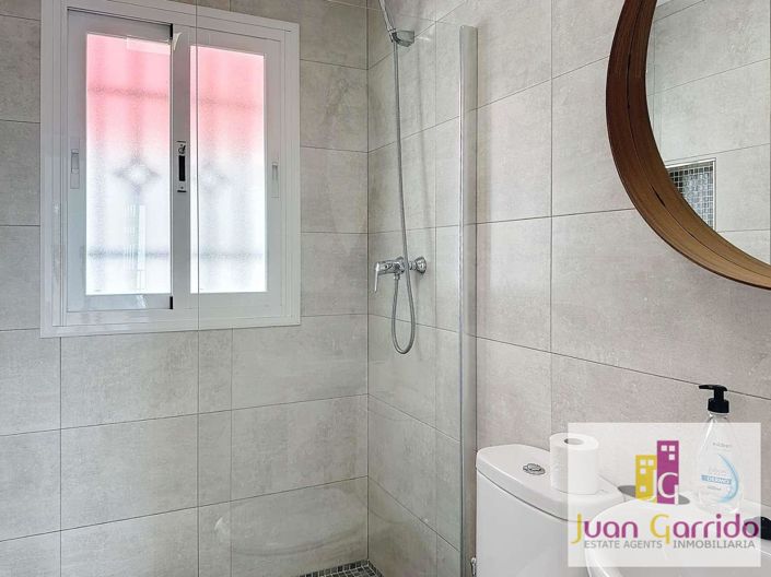 Image No.22-2 Bed Property for sale