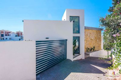 property189590788