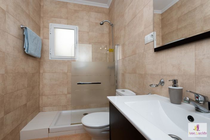 Image No.16-2 Bed Apartment for sale