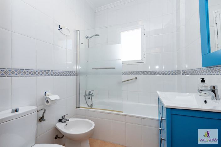 Image No.20-2 Bed Apartment for sale