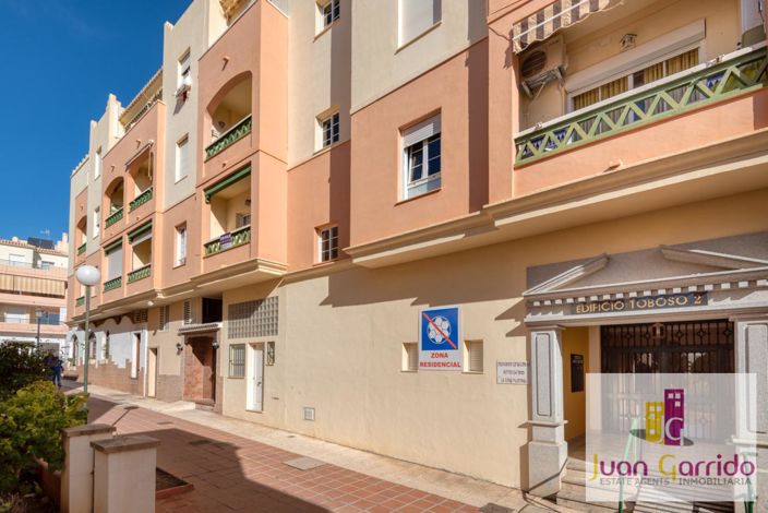 Image No.25-2 Bed Apartment for sale