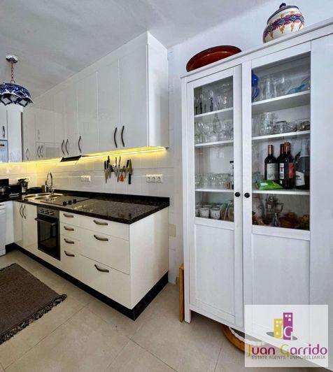 Image No.24-2 Bed Property for sale