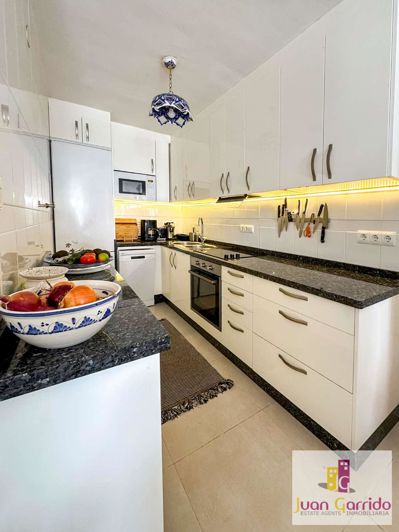 Image No.25-2 Bed Property for sale