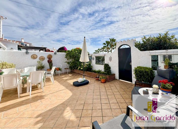 Image No.7-2 Bed Property for sale