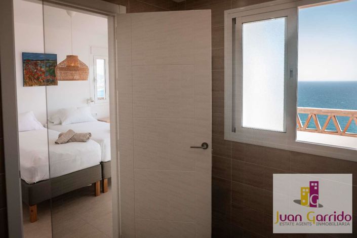 Image No.34-5 Bed Villa for sale