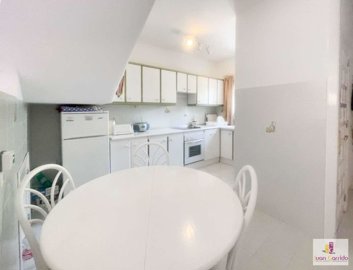 property123740594