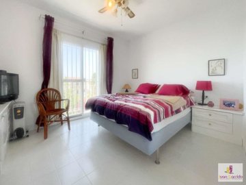 property123740573