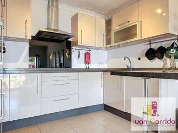 property23038246