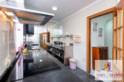 property236389329