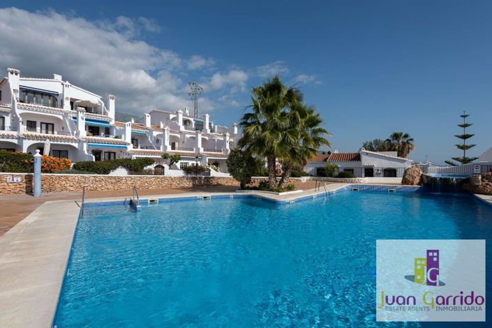 Image No.16-2 Bed Property for sale