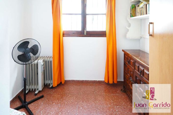 Image No.8-2 Bed Property for sale