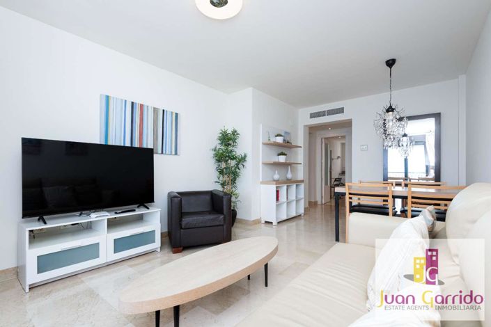 Image No.12-2 Bed Property for sale