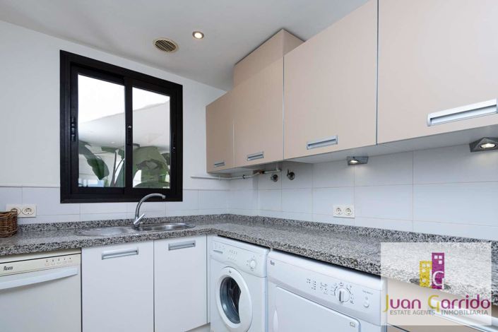 Image No.15-2 Bed Property for sale