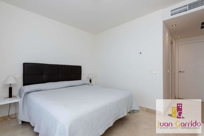 Image No.20-2 Bed Property for sale