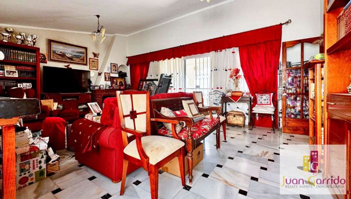 Image No.12-3 Bed Villa for sale