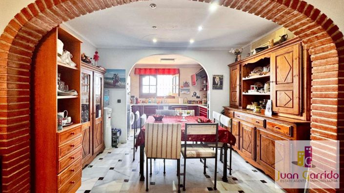 Image No.13-3 Bed Villa for sale