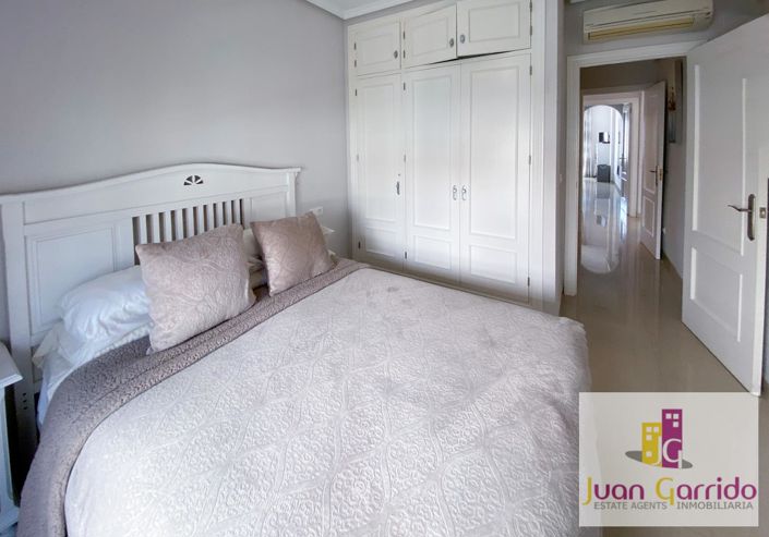 Image No.21-2 Bed Apartment for sale