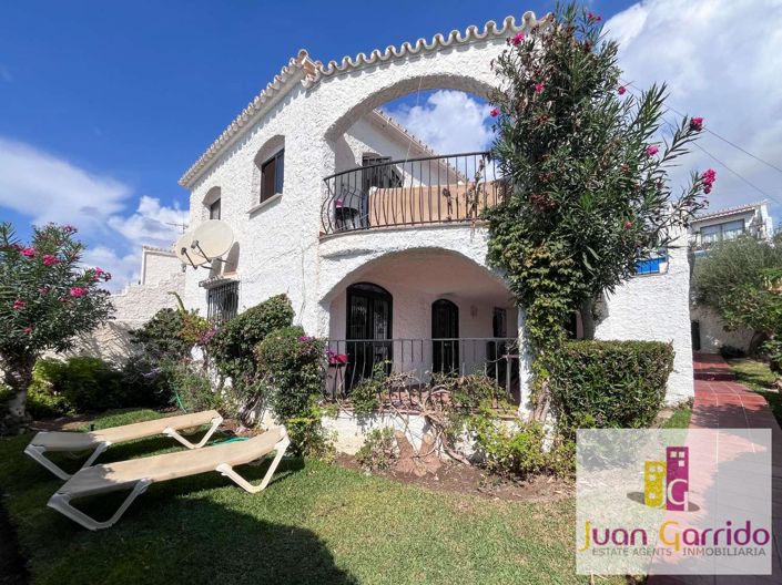 Image No.15-4 Bed Villa for sale