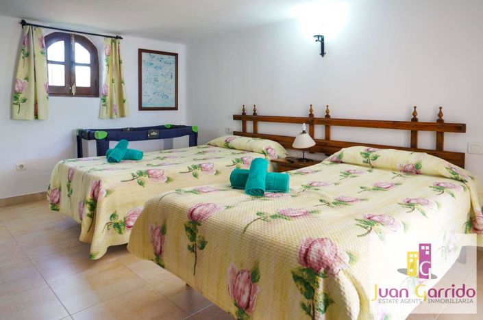 Image No.28-4 Bed Villa for sale